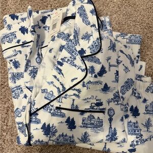 NWT Vineyard Vines Blue and White Scenic Pajama Set